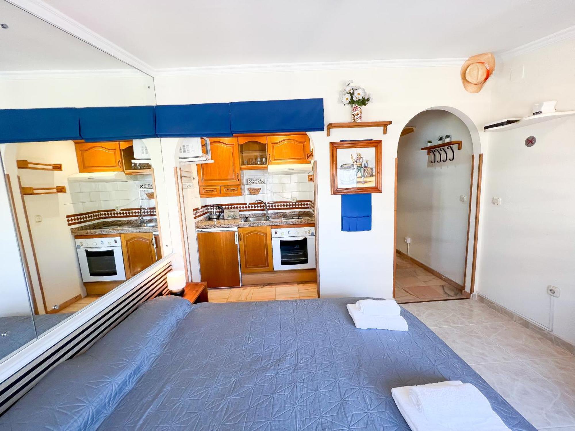 Carihuela Beach, Club San Antonio, Torremolinos Malaga ภายนอก รูปภาพ